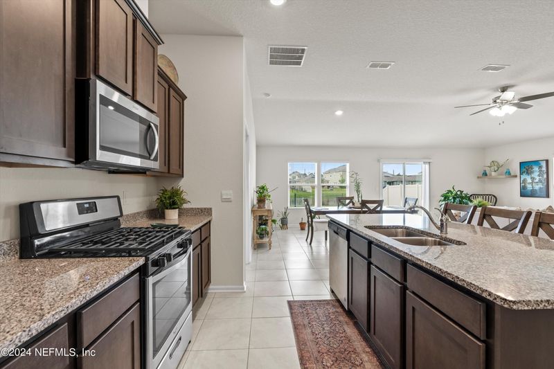 86699 Nassau Crossing Way, Yulee, FL 32097