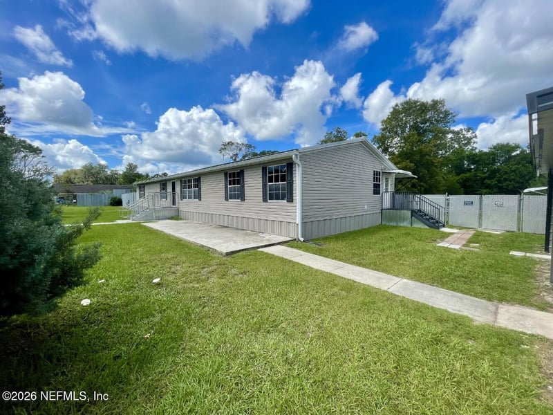 868 Johns Ave, Orange Park, FL 32065