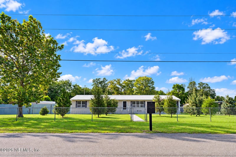 868 Johns Ave, Orange Park, FL 32065