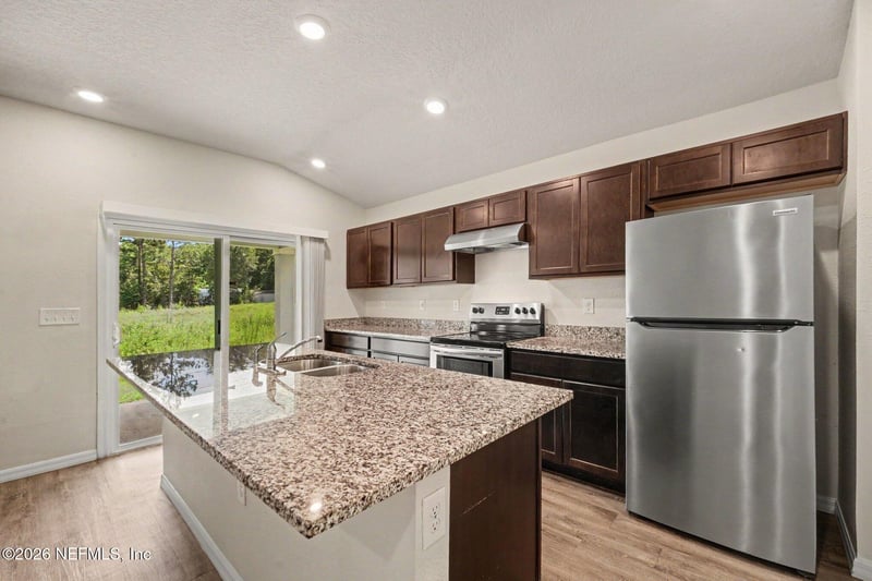 8682 Kaye Ln, Jacksonville, FL 32222