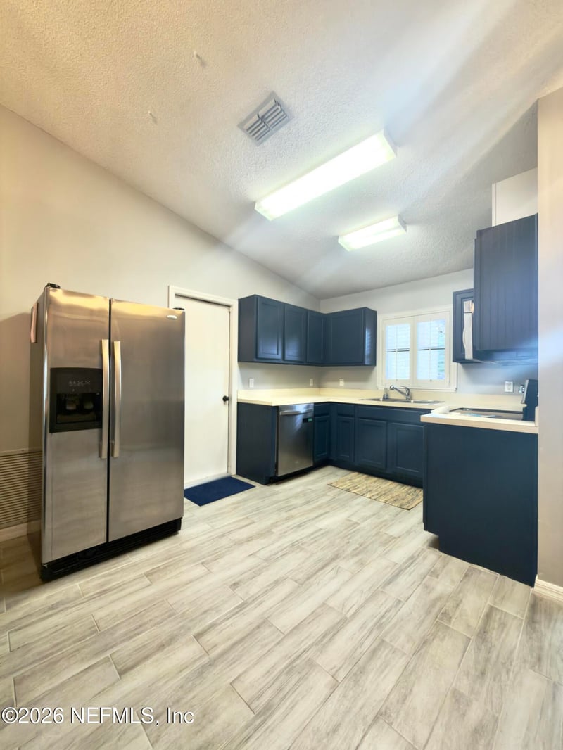 8688 Deermoss Way W, Jacksonville, FL 32217