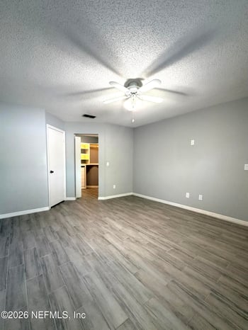 8688 Deermoss Way W, Jacksonville, FL 32217
