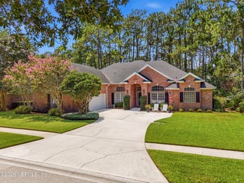 8688 Rolling Brook Ln, Jacksonville, FL 32256