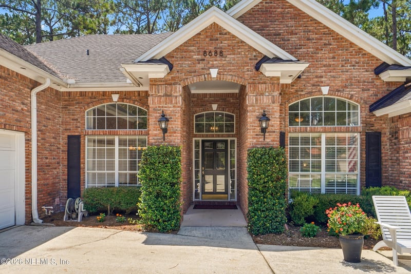 8688 Rolling Brook Ln, Jacksonville, FL 32256