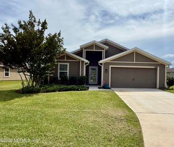 8690 Lake George Cir E, Macclenny, FL 32063