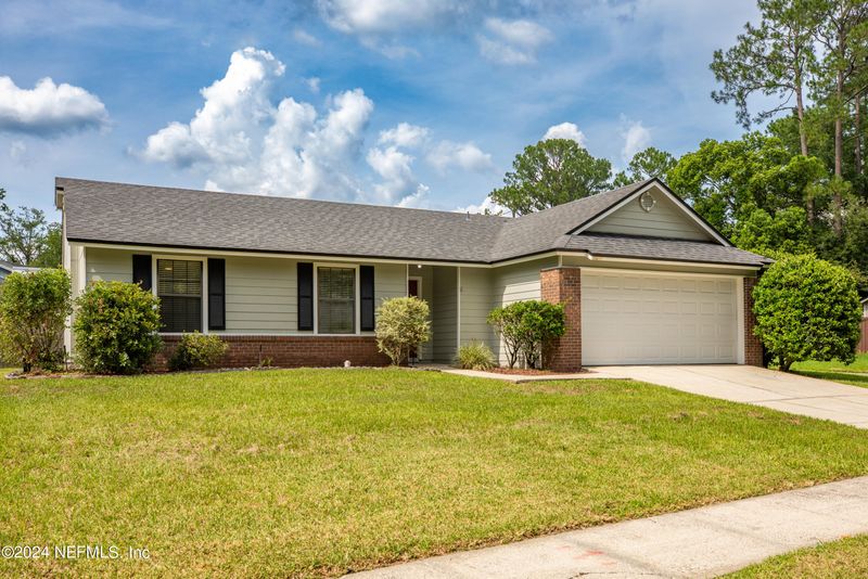 8691 Hammond Forest Dr, Jacksonville, FL 32221
