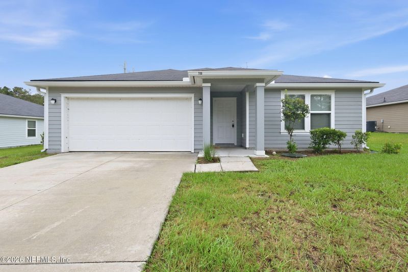 8700 Kaye Ln, Jacksonville, FL 32222