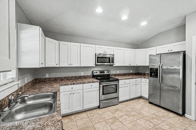 87043 Chesapeake Ave, Yulee, FL 32097