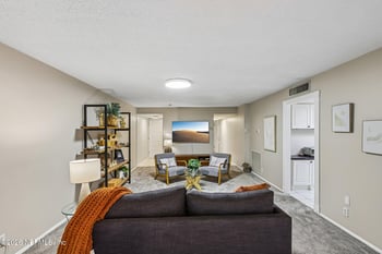 8719 Como Lake Dr #8719, Jacksonville, FL 32256
