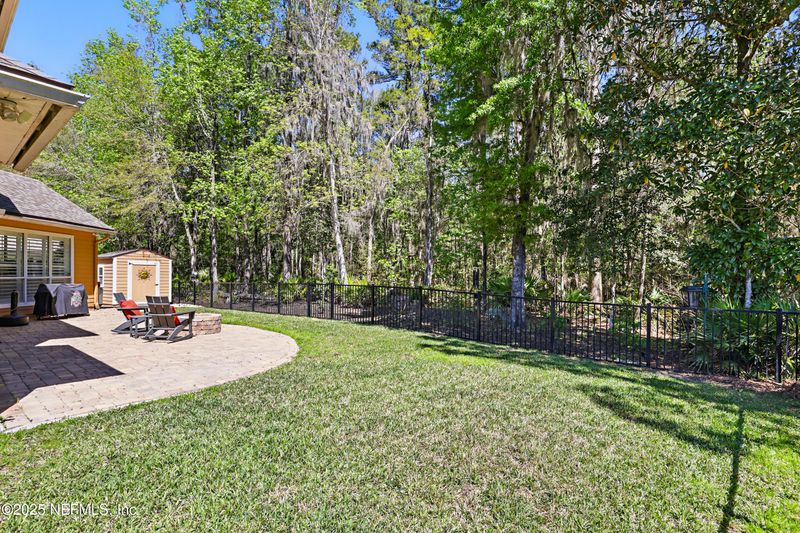 872 Reflection Cove Rd E, Jacksonville, FL 32218