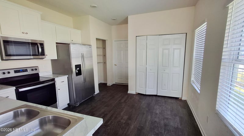 878 Capitol Pw, Jacksonville, FL 32218