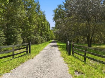 879 County Road 217, Jacksonville, FL 32234