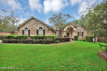 879 Songbird Dr, Orange Park, FL 32065