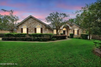 879 Songbird Dr, Orange Park, FL 32065