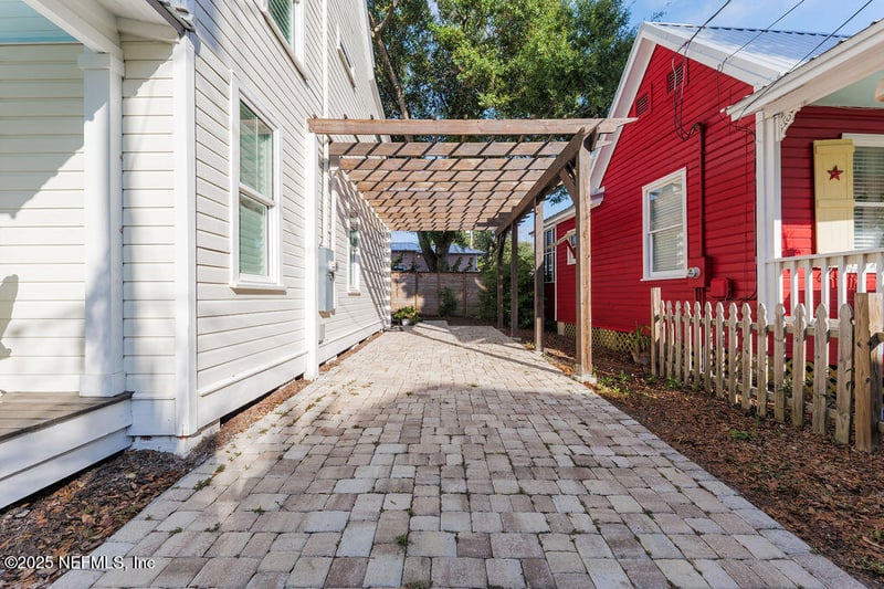 88 Lincoln St, St Augustine, FL 32084