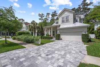 880 Paradise Ln, Atlantic Beach, FL 32233