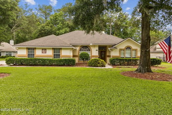 881 Buckeye Ln W, Jacksonville, FL 32259