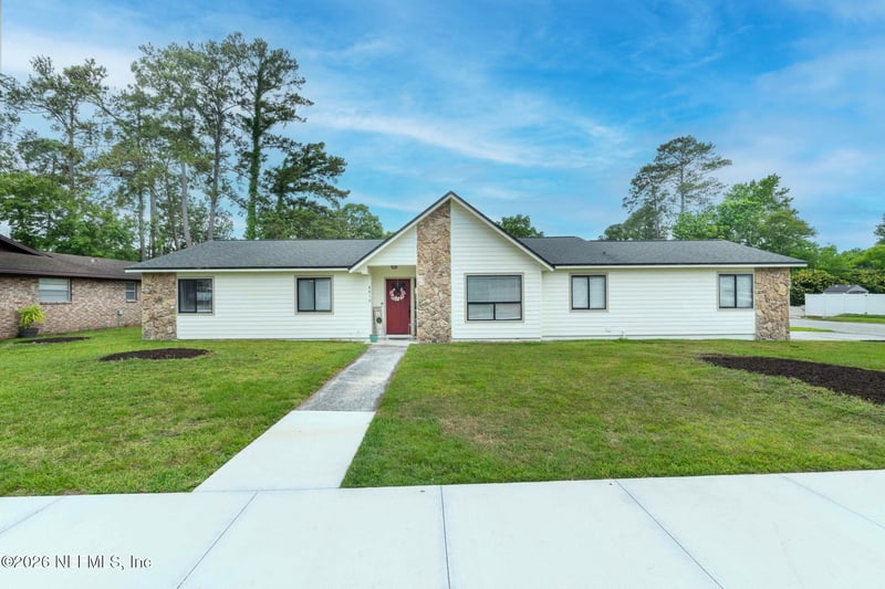 8810 Osprey Ln, Jacksonville, FL 32217