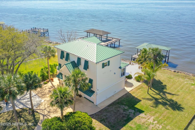 8812 Mckenna Dr, Jacksonville, FL 32226