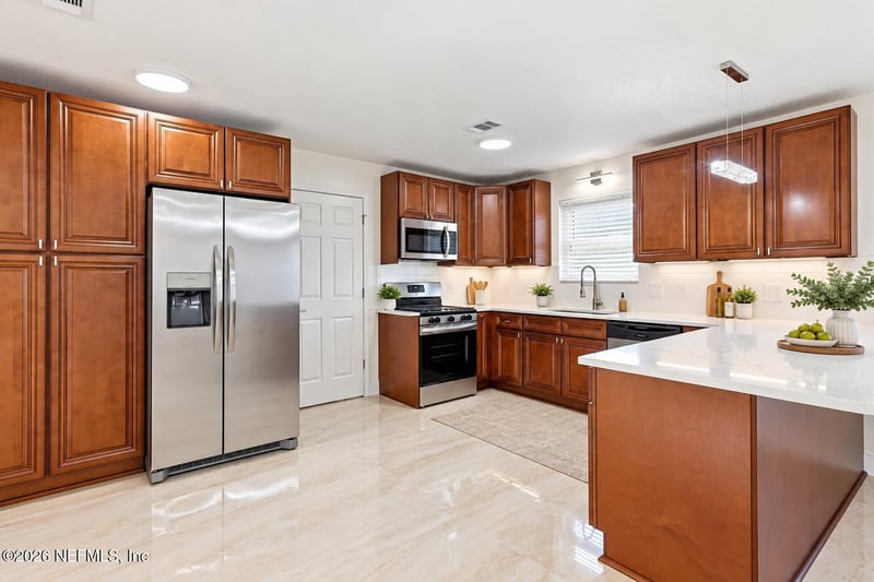 8833 Coventry Ct, Jacksonville, FL 32257