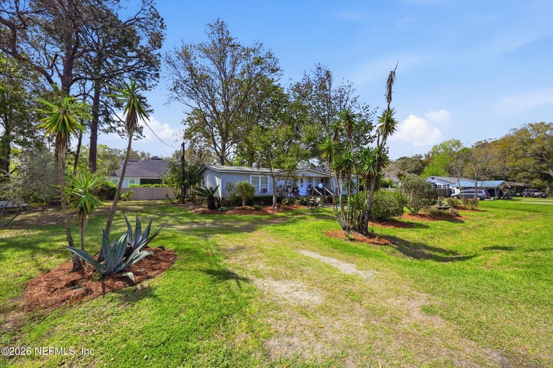884 Robin Hood Dr, Fernandina Beach, FL 32034
