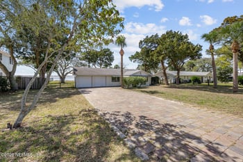8842 Mckenna Dr, Jacksonville, FL 32226
