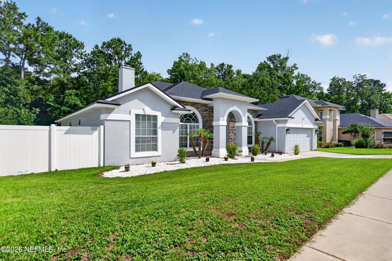 885 Corsica Ln, Jacksonville, FL 32218