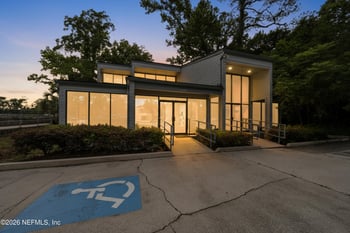 8850 Goodbys Executive Dr, Jacksonville, FL 32217