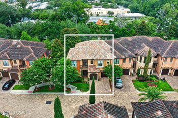 8850 La Terrazza Pl, Jacksonville, FL 32217