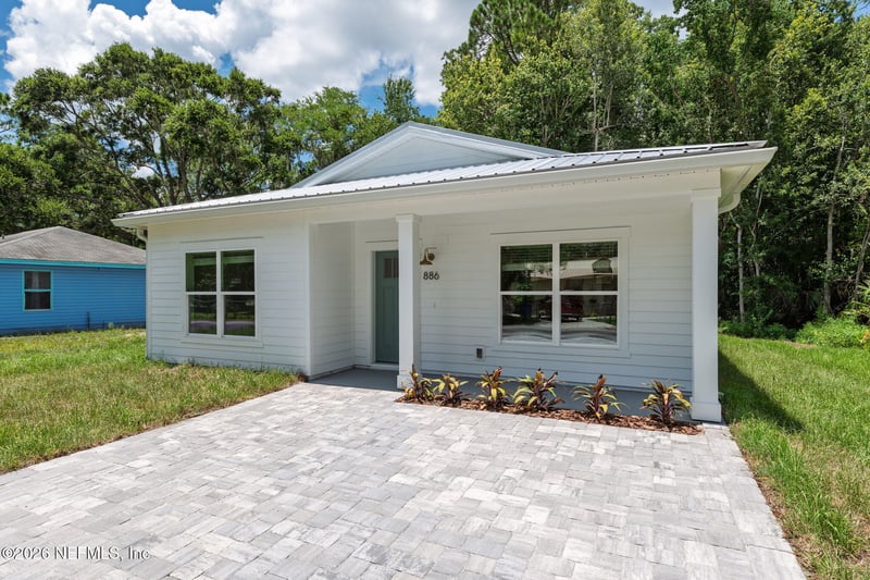 886 W 3rd St, St Augustine, FL 32084