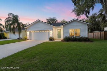 8863 Hipps Rd, Jacksonville, FL 32222