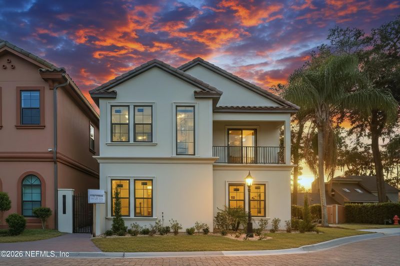 8865 La Terrazza Pl, Jacksonville, FL 32217