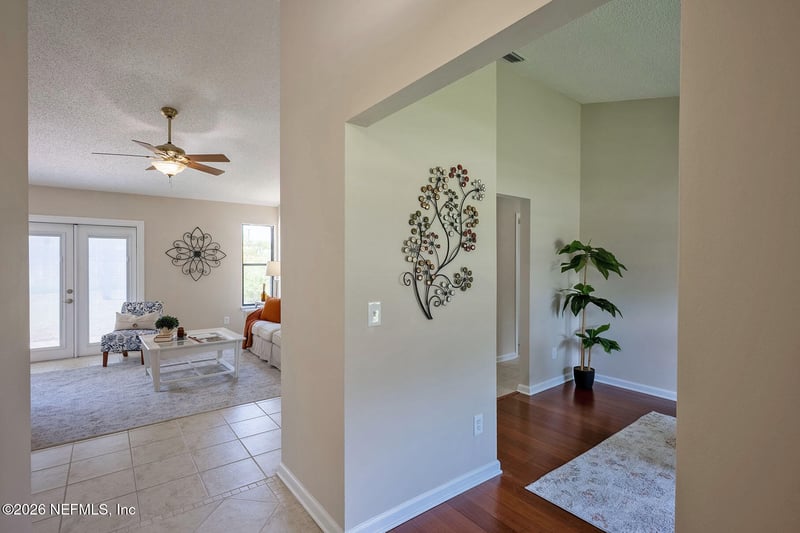 8869 Rose Hill Dr, Jacksonville, FL 32221