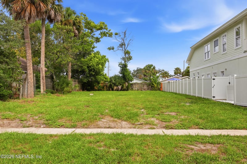 887 16th Ave S, Jacksonville Beach, FL 32250