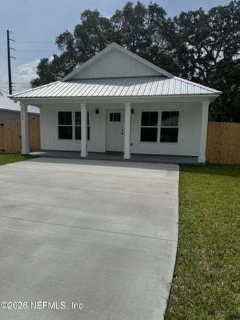 887 E Aiken St, St Augustine, FL 32084