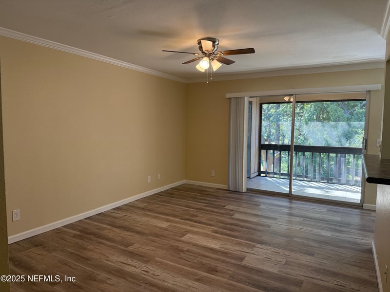 8880 Old Kings Rd #6, Jacksonville, FL 32257