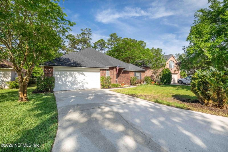 8904 Canopy Oaks Dr, Jacksonville, FL 32256