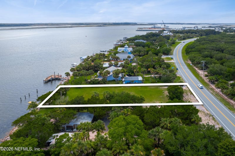 8912 Heckscher Dr, Jacksonville, FL 32226