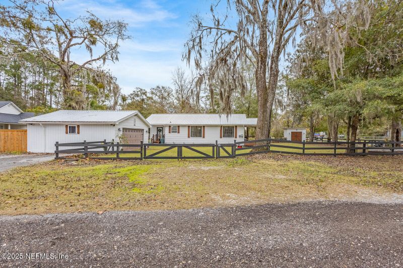 8915 Old Plank Rd, Jacksonville, FL 32220