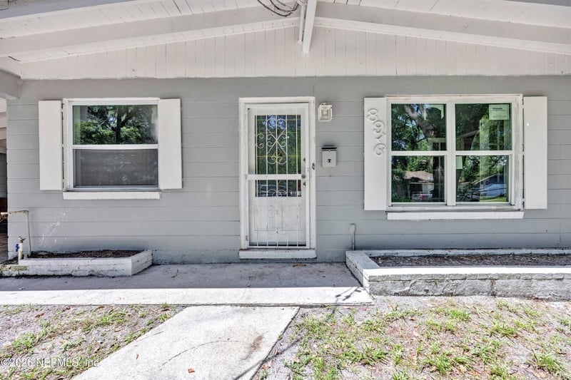 8916 Yeoman Dr, Jacksonville, FL 32208
