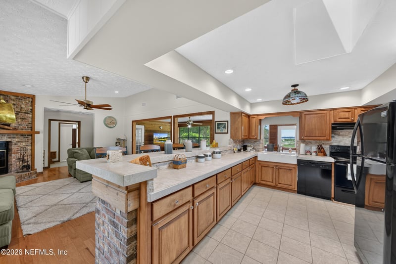 8961 SW 137th St, Starke, FL 32091