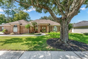 8982 Hunt Valley Dr W, Jacksonville, FL 32257