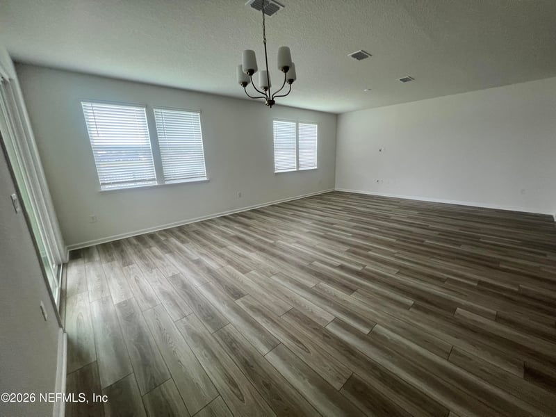 899 Panther Lake Pw, Jacksonville, FL 32221