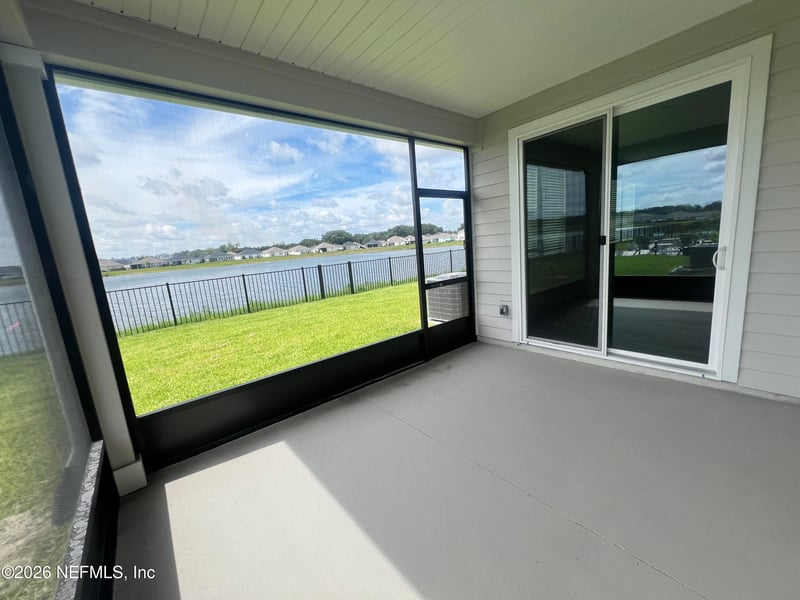899 Panther Lake Pw, Jacksonville, FL 32221