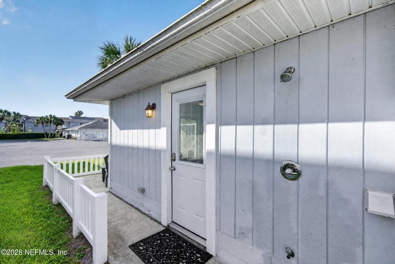 9 Tarpon Dr, St Augustine, FL 32080