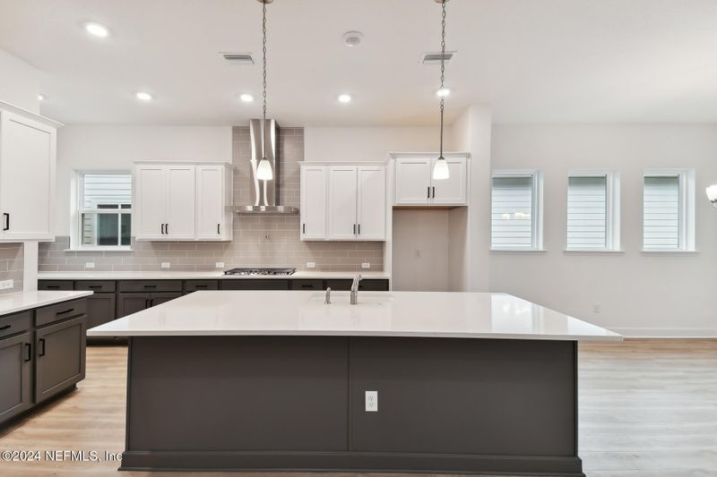 90 Victory Ct, St Augustine, FL 32092