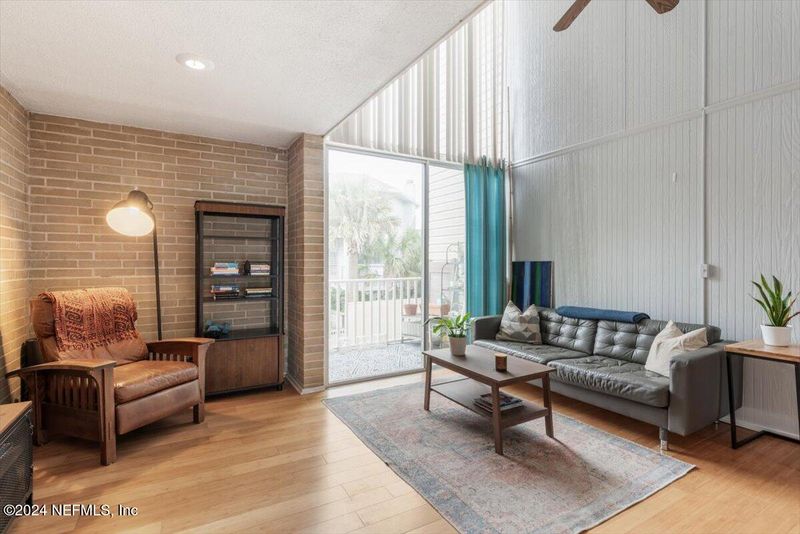 901 Ocean Blvd #18, Atlantic Beach, FL 32233