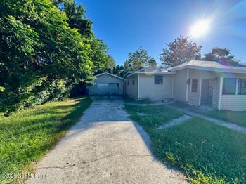 9023 Jackson Ave, Jacksonville, FL 32208