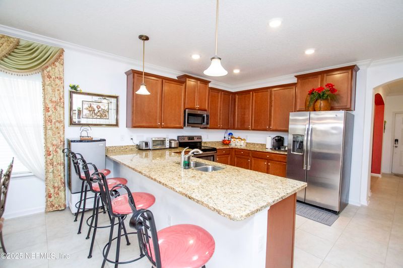 9046 Marsden St, Jacksonville, FL 32211