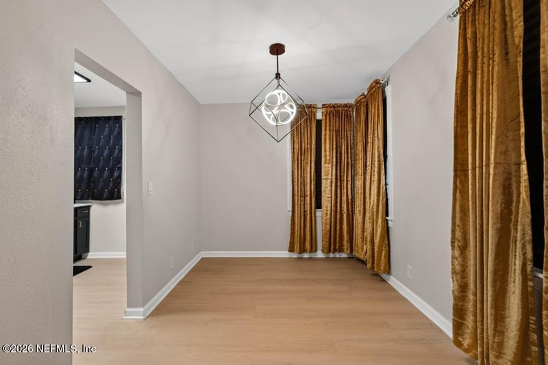 9046 Tyler Ave, Jacksonville, FL 32208